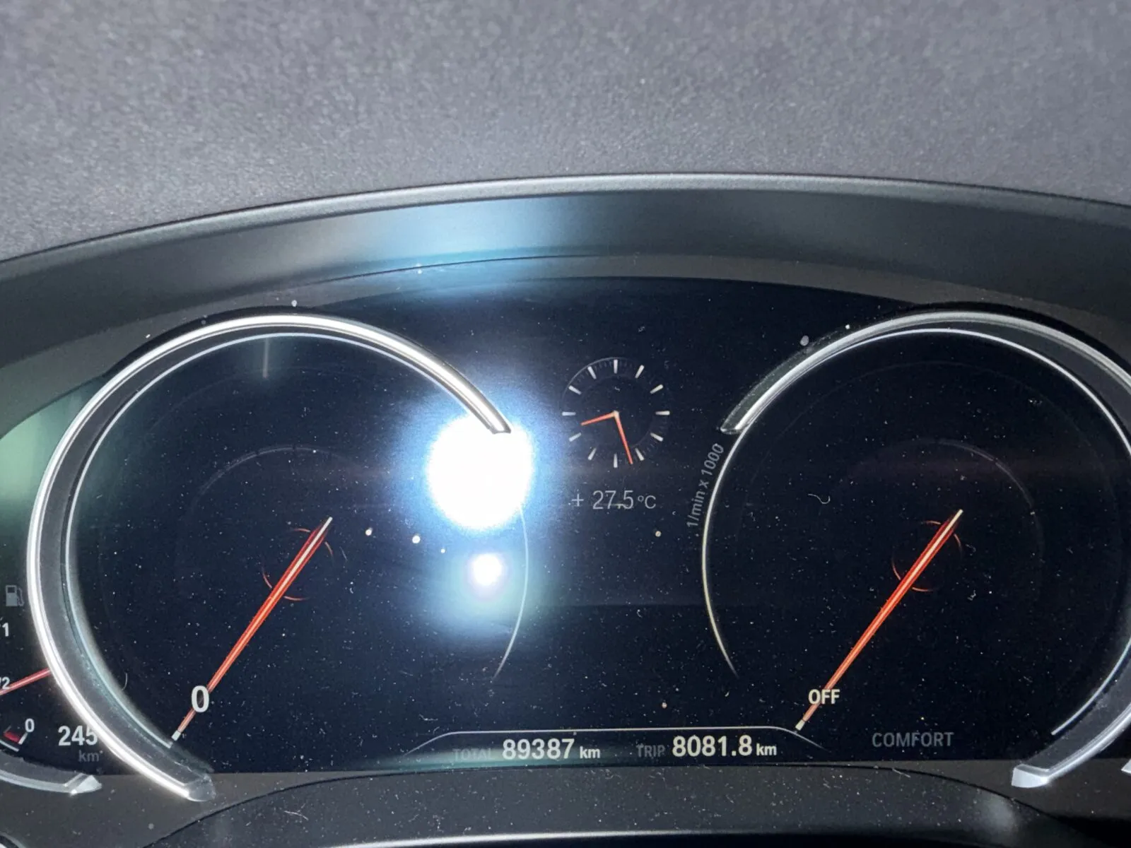 BMW 540i 계기판 주행거리 89,387km