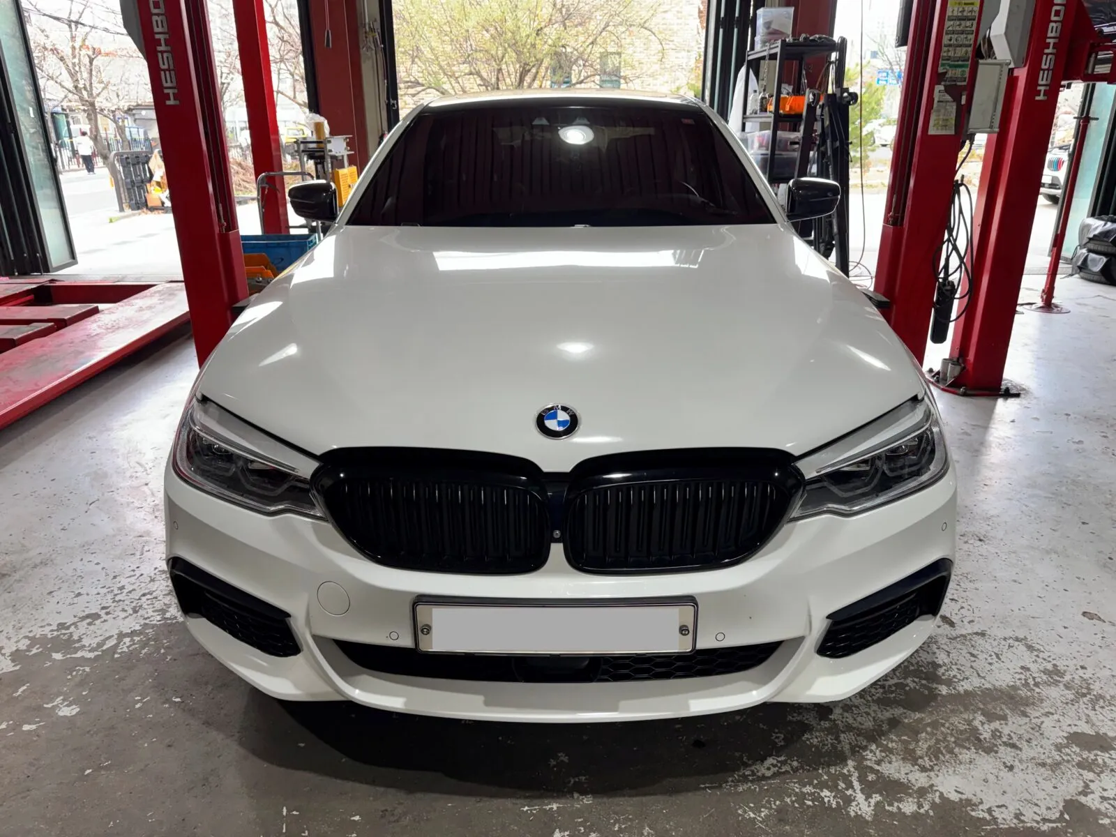 BMW 530i G30 전면