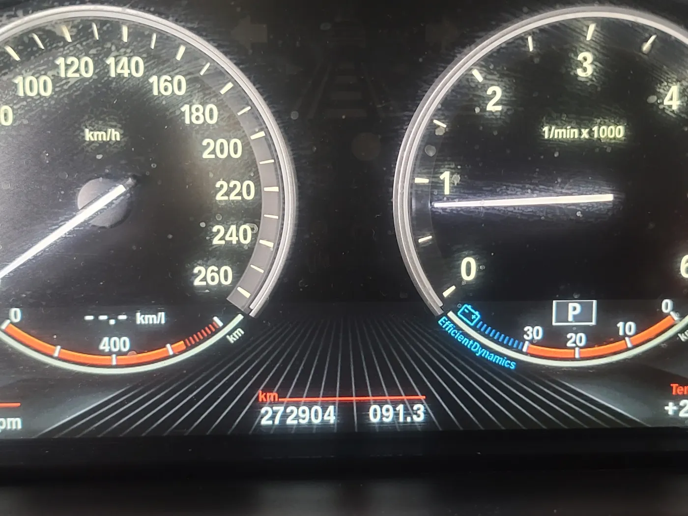 BMW X3 계기판 누적 주행거리 272,000km