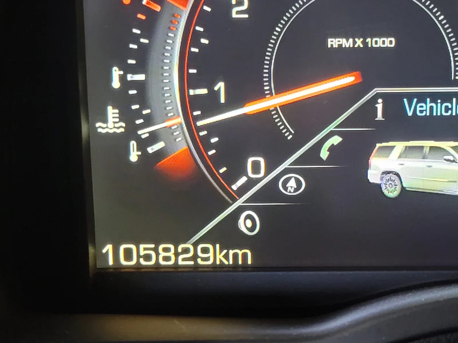 에스컬레이드 계기판 주행거리 105,000km