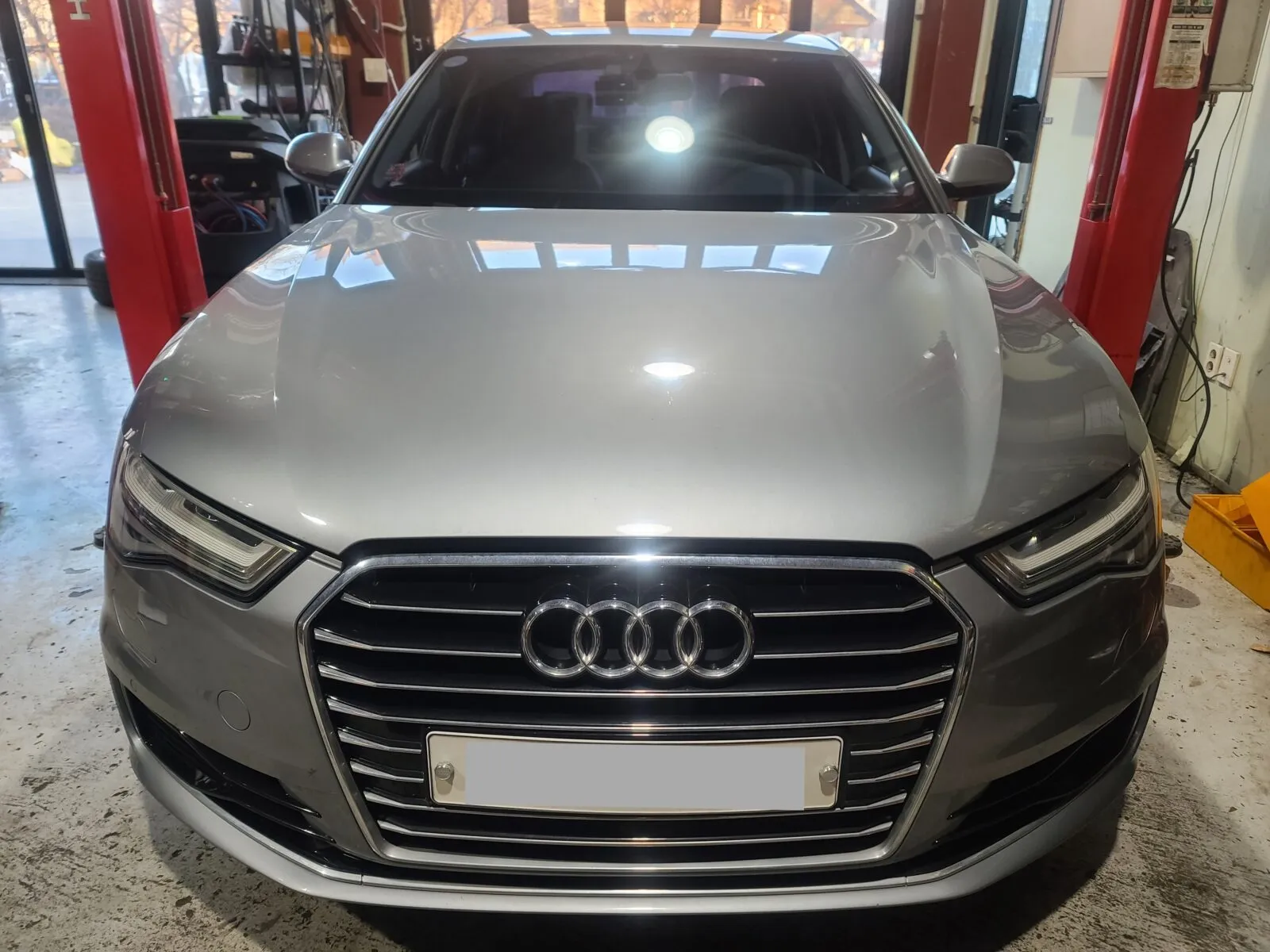 아우디 A6 35TDI 전면