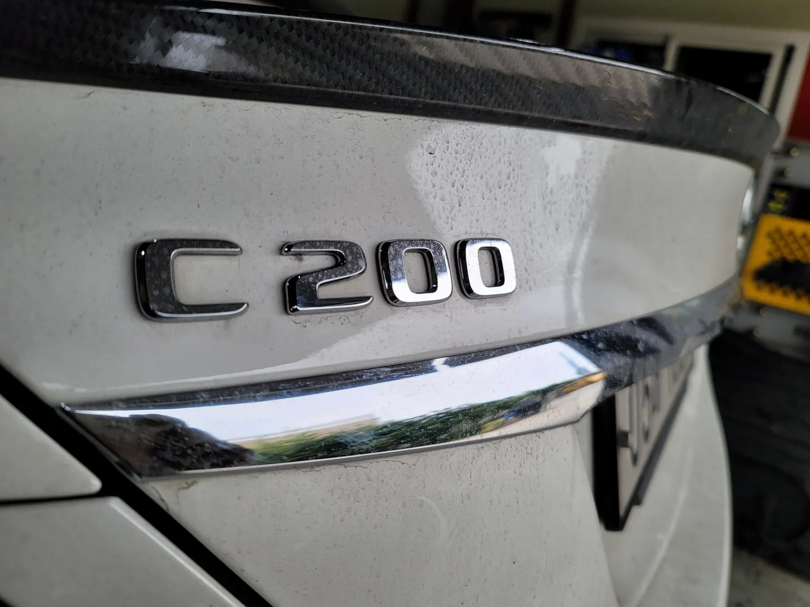 벤츠 C200 트렁크 엠블럼