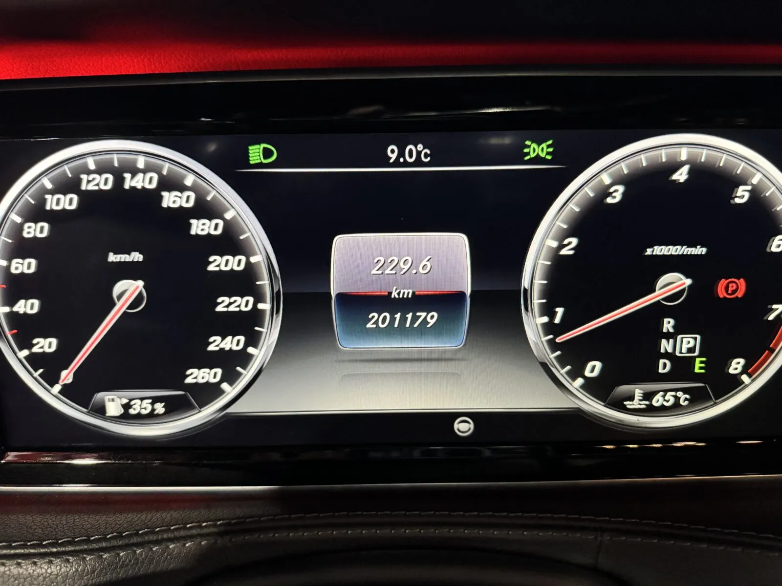 벤츠 S500 4Matic 측면