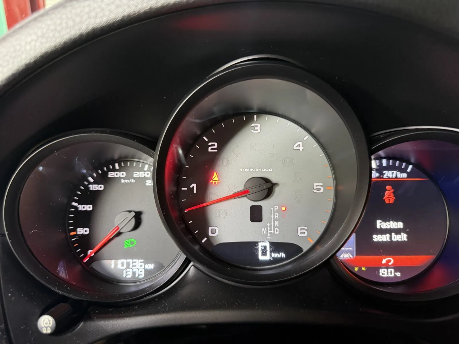 마칸S 계기판 주행거리 110,000km