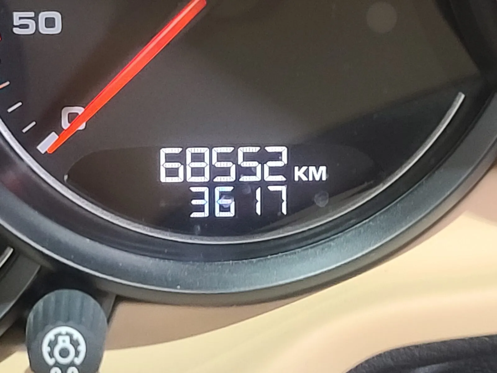 파나메라4 계기판 주행거리 68,000km