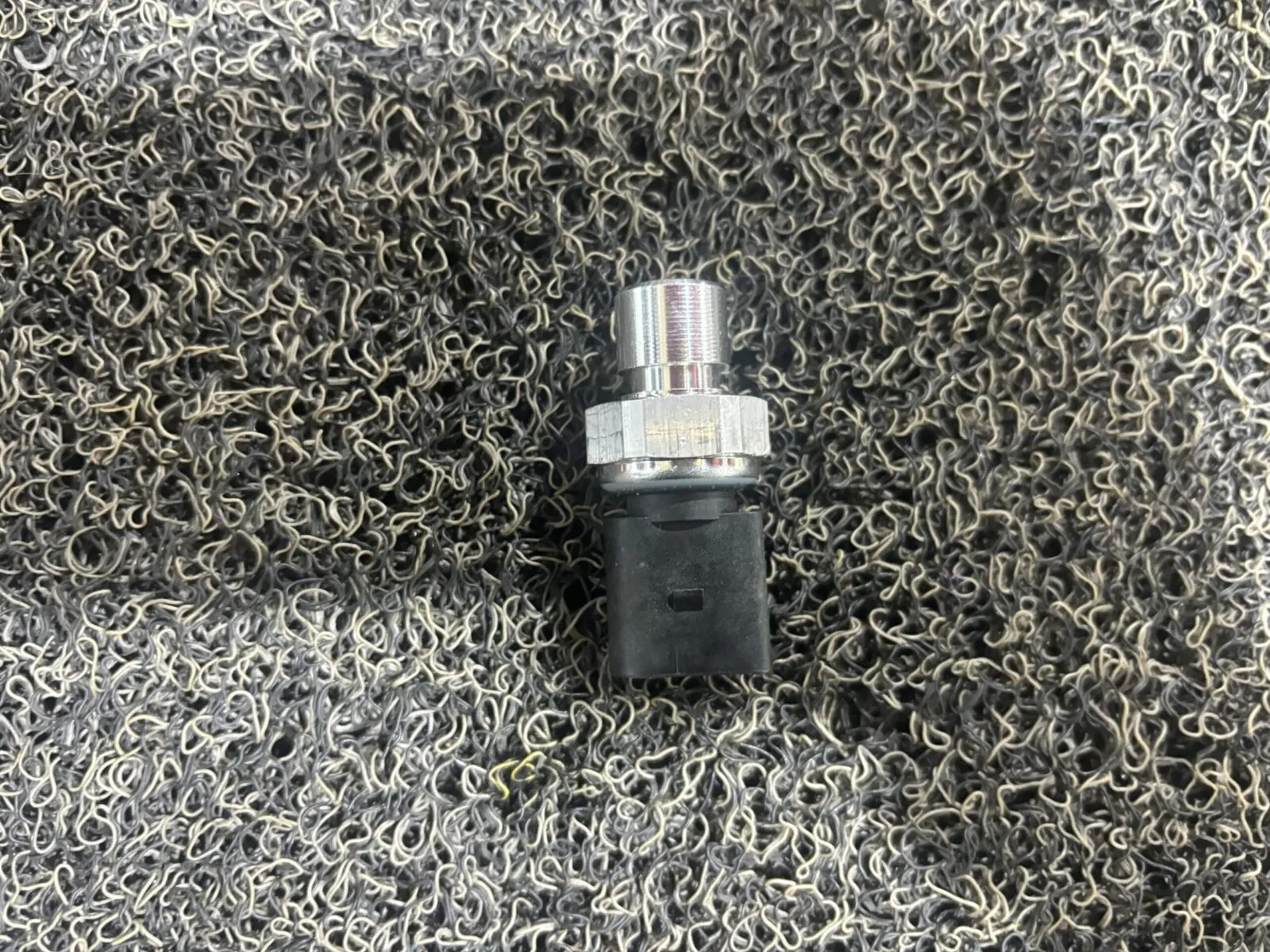 정품 냉매압력센서(G395) 신품