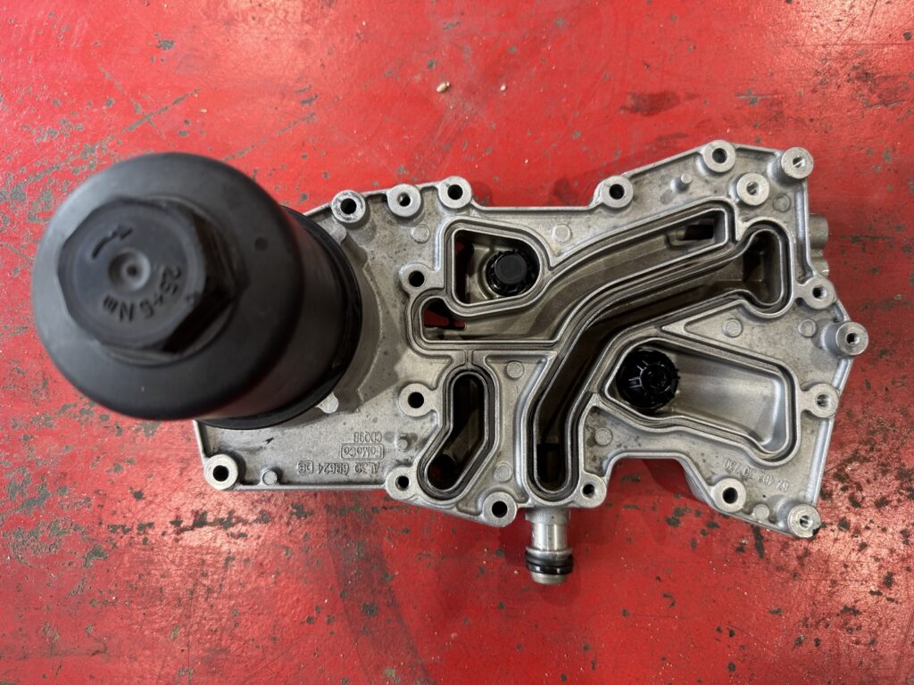 레인지로버 스포츠 4.4D 엔진경고등·출력저하 정밀 점검 및 파워트레인 분해 과정 28 RANGE ROVER SPORT 21