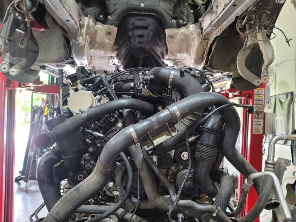 레인지로버 스포츠 4.4D 엔진경고등·출력저하 정밀 점검 및 파워트레인 분해 과정 31 RANGE ROVER SPORT 29