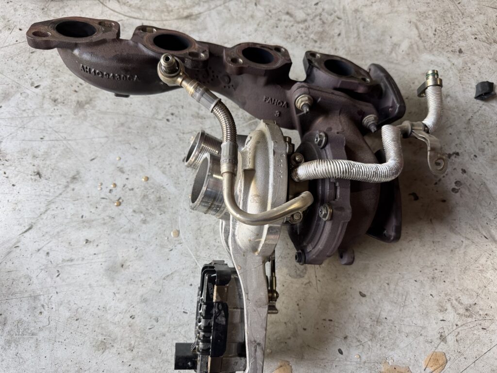 레인지로버 스포츠 4.4D 엔진경고등·출력저하 정밀 점검 및 파워트레인 분해 과정 18 RANGE ROVER SPORT 9