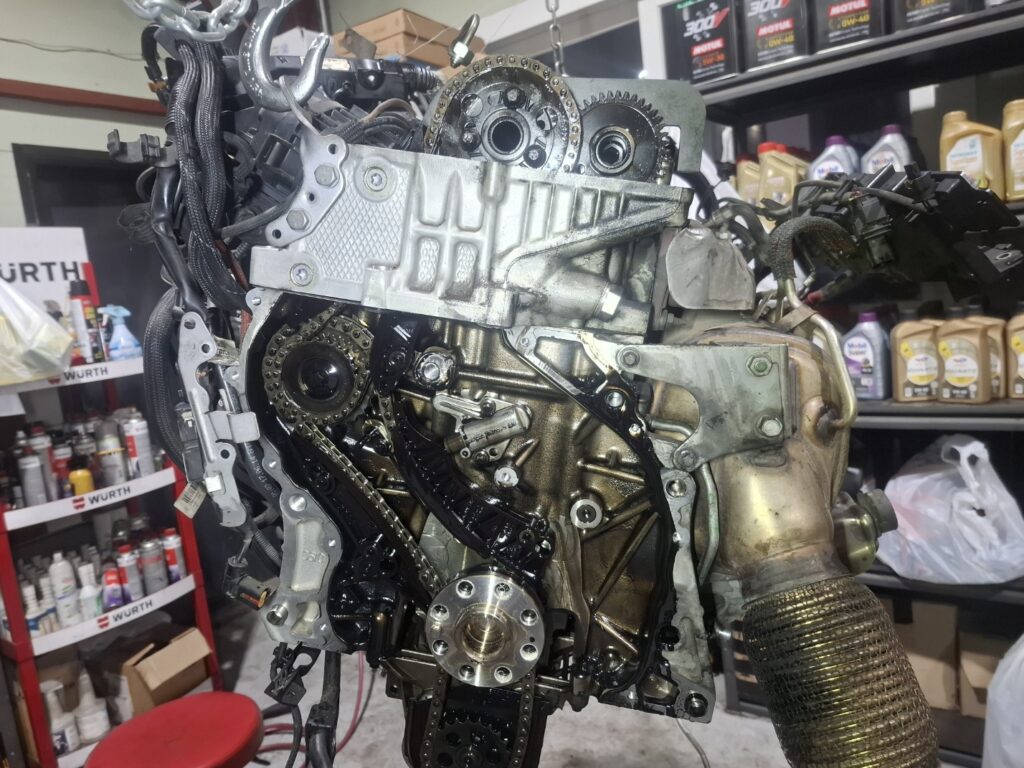 BMW X5 N57 타이밍체인 소음과 캠캐리어 누유 정밀 진단 및 교환 정비 24 BMW X5 30D N57 18