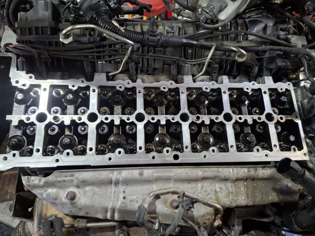 BMW X5 N57 타이밍체인 소음과 캠캐리어 누유 정밀 진단 및 교환 정비 29 BMW X5 30D N57 20