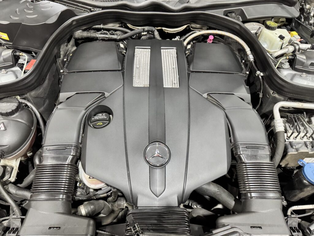 벤츠 E400 4matic 서스펜션 기능이상 및 하체 소음 정밀 수리 공정 12 m.benz e400 11