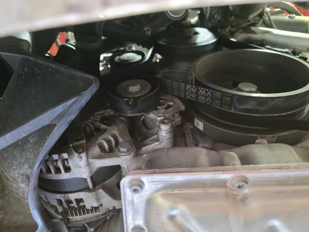 포르쉐 파나메라 4 냉각수 소모 및 워터펌프 개선형 정비 사례 20 porsche panamera4 10