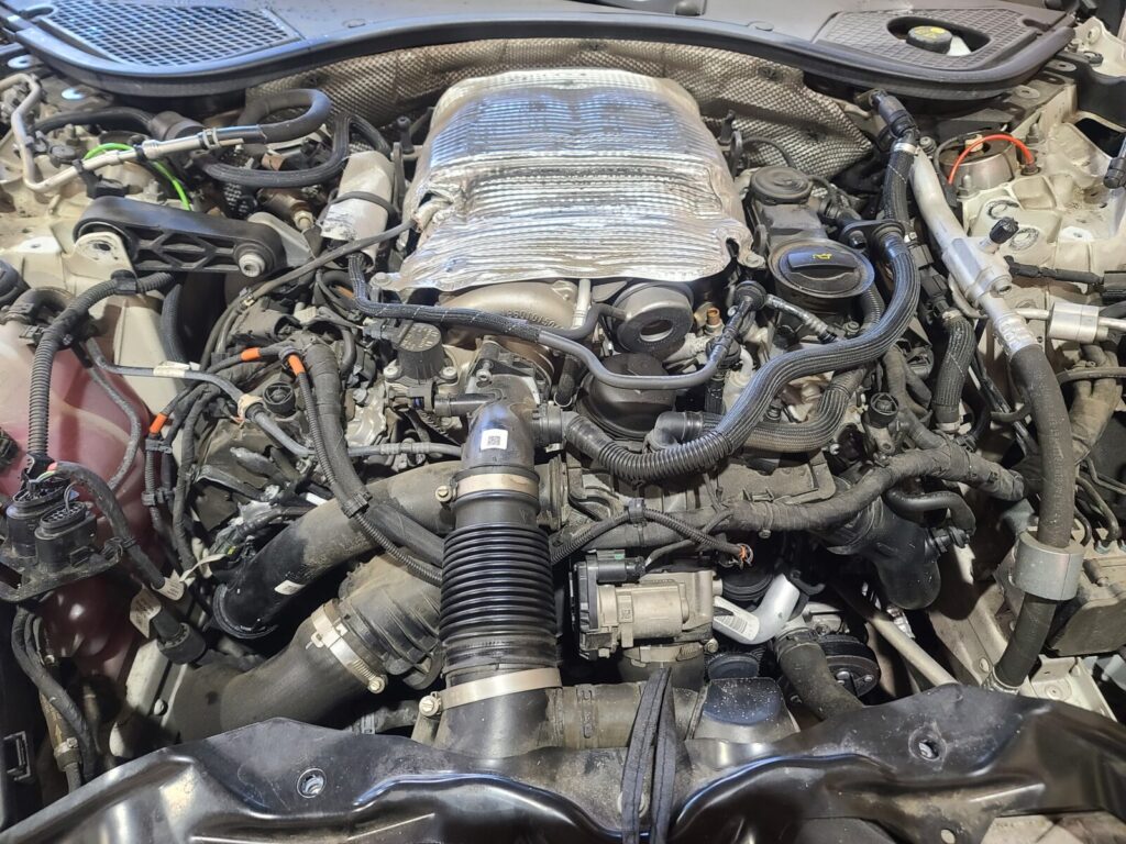 포르쉐 파나메라 4 냉각수 소모 및 워터펌프 개선형 정비 사례 17 porsche panamera4 15