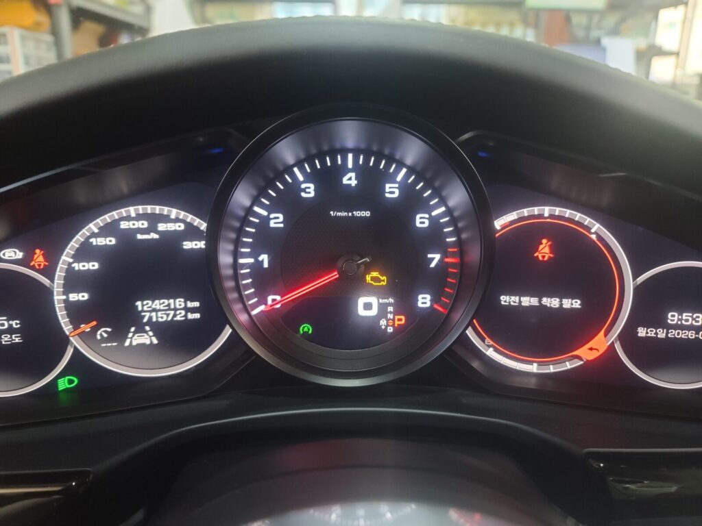 포르쉐 파나메라 4 냉각수 소모 및 워터펌프 개선형 정비 사례 10 porsche panamera4 6