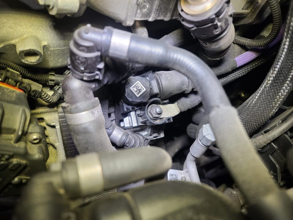 2021 BMW 630d xDrive 주행 중 시동꺼짐 문제 해결: 48V 스타터 발전기 교환 정비 14 bmw 630d 12