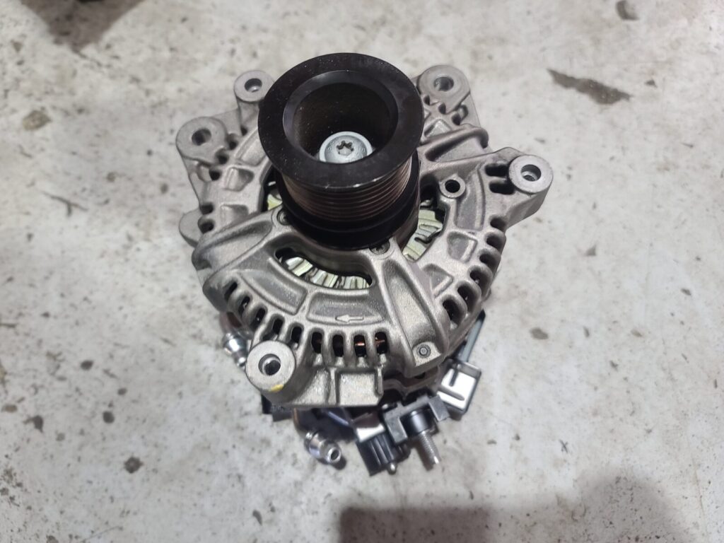 2021 BMW 630d xDrive 주행 중 시동꺼짐 문제 해결: 48V 스타터 발전기 교환 정비 20 bmw 630d 14