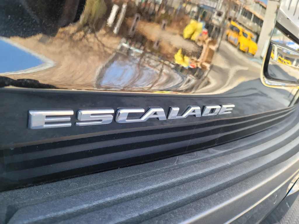 escalade 6 3